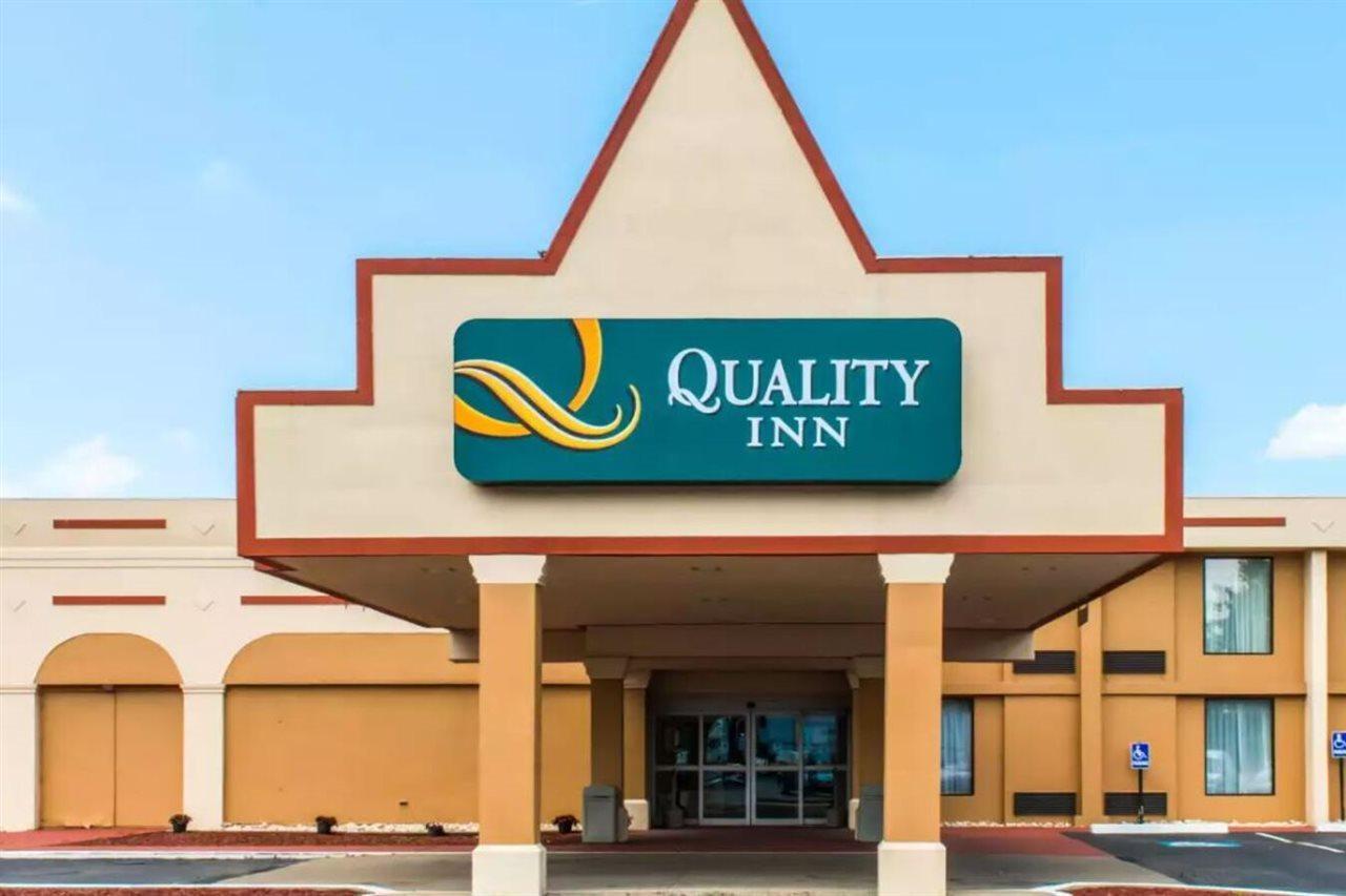 Quality Inn New Kensington Kültér fotó