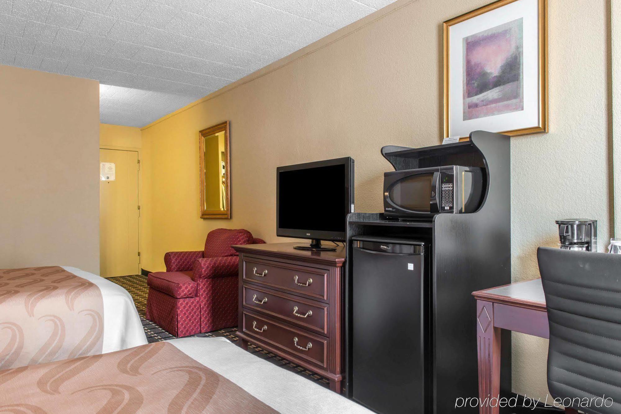 Quality Inn New Kensington Kültér fotó
