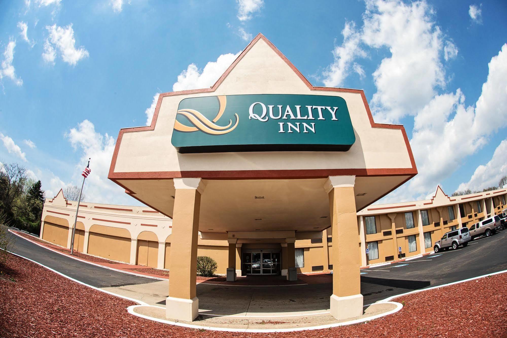 Quality Inn New Kensington Kültér fotó